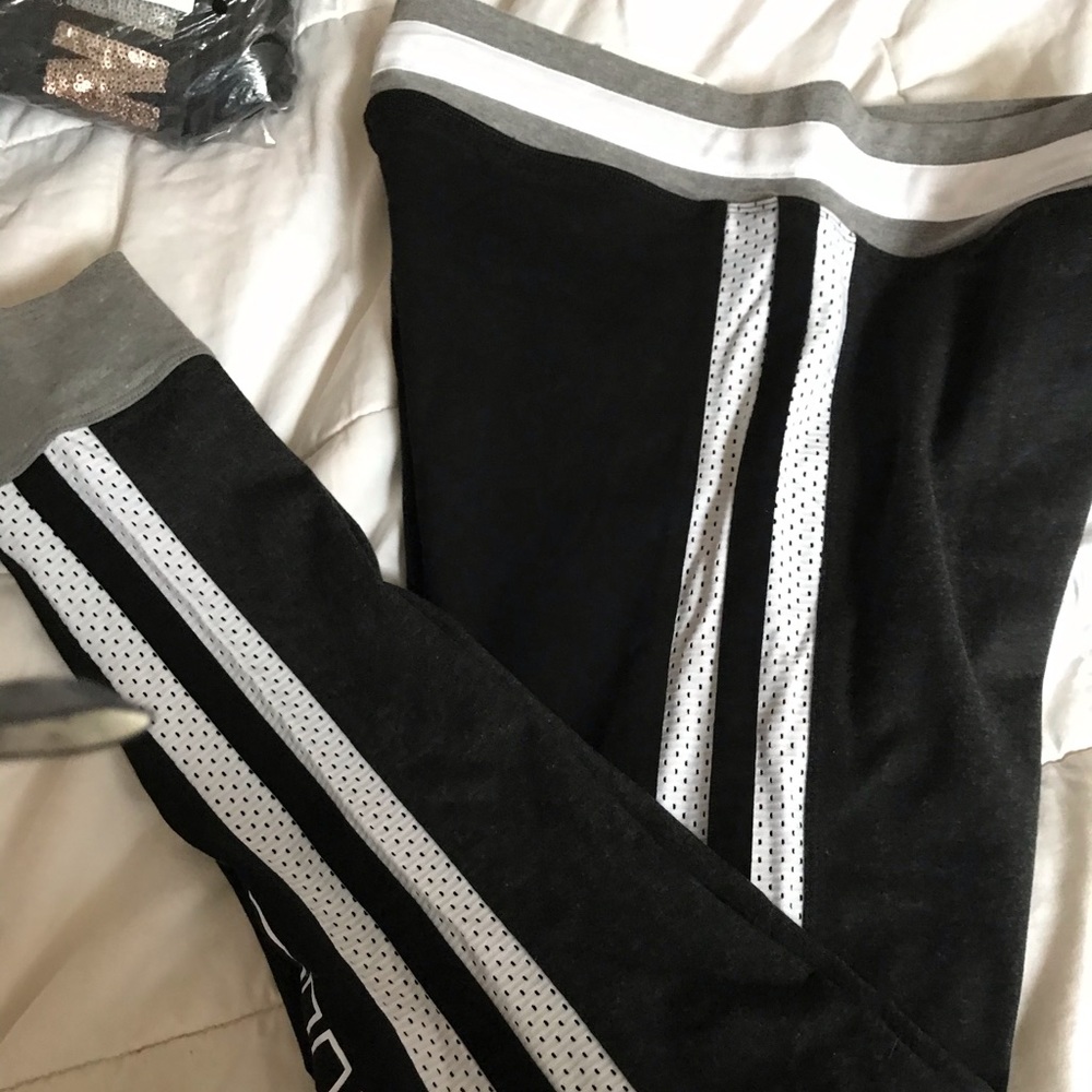 NIP VS PINK CAMPUS LEGGING SZ L GREY BLACK - Picture 8 of 8